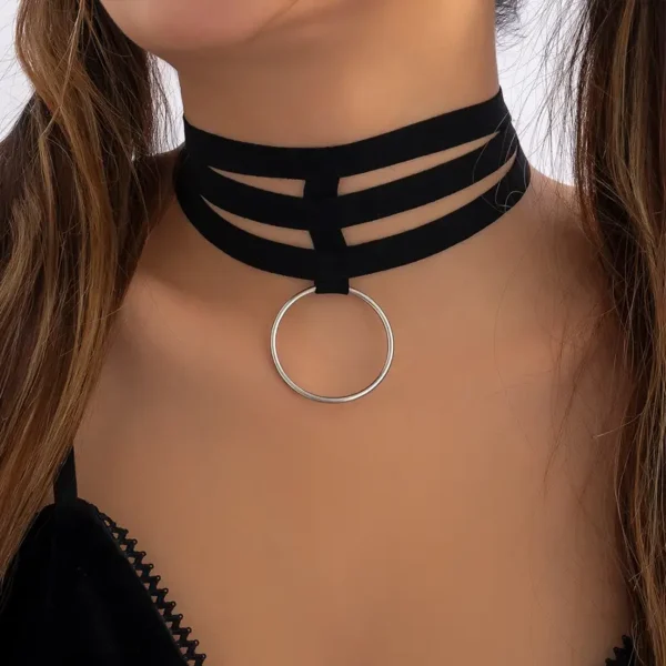 Ring Pendant Layered Choker