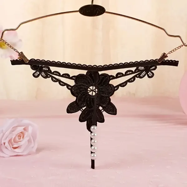 Black lace collar with pearl pendant