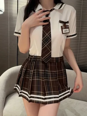 classic avant-garde style striped top and skirt set